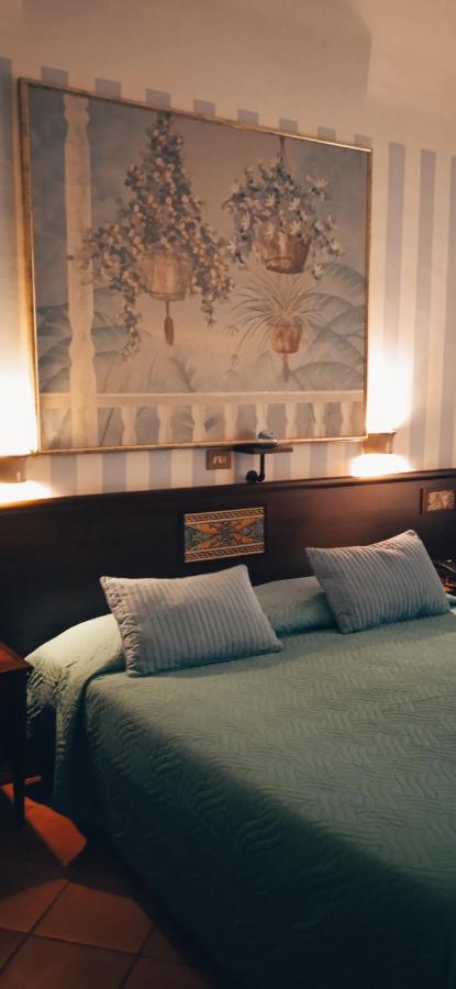 Hotel Plaza Кальтаниссетта Экстерьер фото